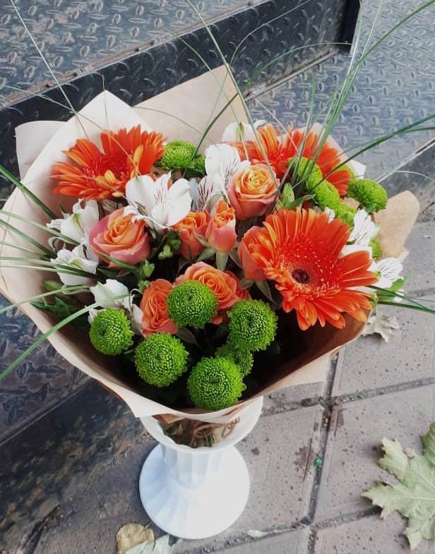 Букет цветов из: Герберы, Хризантемы, Альстромерии и Розы в Атяшево