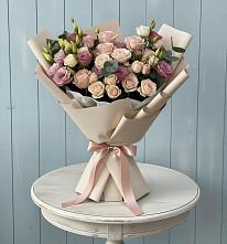 Букет цветов из:  Розы и Лизиантусы #REPLACE_PRED# Атяшево