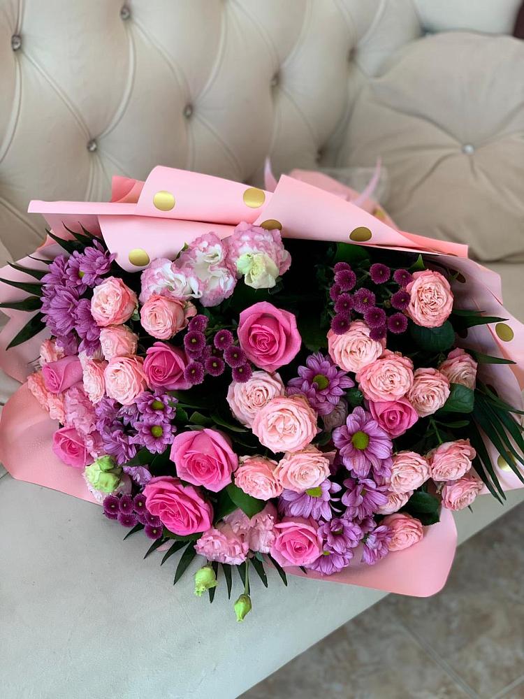 Букет цветов из: Хризантемы, Розы и Лизиантусы в Атяшево