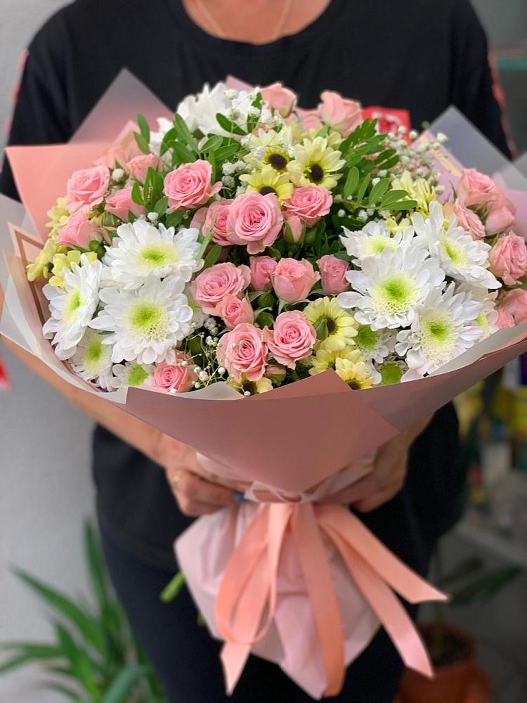 Букет цветов из: Розы и Хризантемы в Атяшево