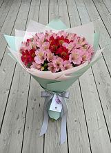 Букет цветов из:  Альстромерии в Атяшево