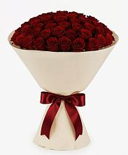 Букет 101 Бордовая роза Блэк Бакарра в Атяшево