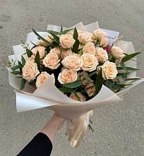 Букет Кремовые розы Латте в Атяшево