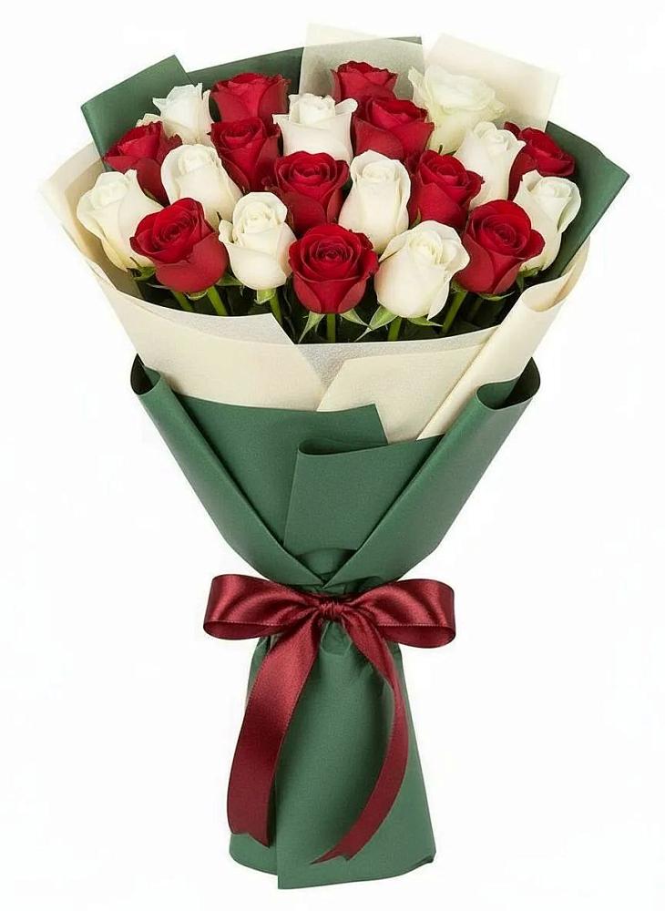 Букет Микс из красных и белых роз в Атяшево