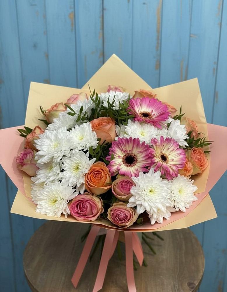 Букет цветов из: Розы, Герберы и Хризантемы в Атяшево