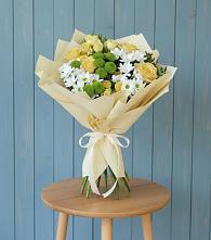 Букет цветов из:  Хризантемы и Розы в Атяшево