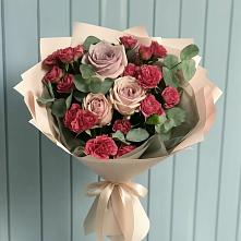 Букет цветов из:  Гвоздики и Розы в Атяшево
