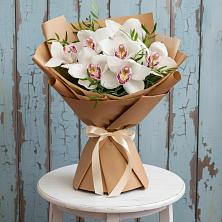 Букет цветов из:  Орхидеи и Розы в Атяшево